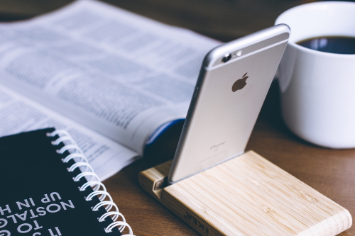 Iphone and article